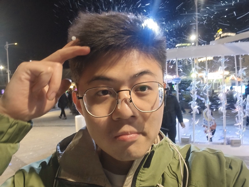 独揽星河的第一张照片--乌鲁木齐相亲服务中心