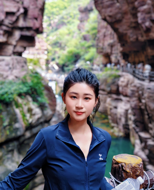 小S的第一张照片--乌鲁木齐相亲服务中心