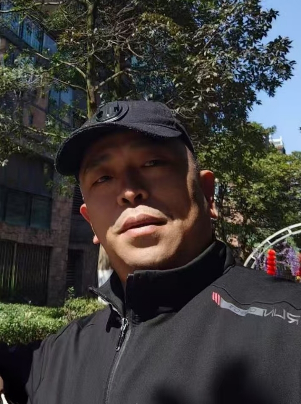 蓝色海洋的第一张照片--乌鲁木齐相亲服务中心