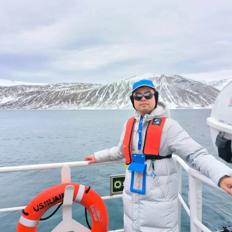 欢乐的笑的第三张照片--乌鲁木齐相亲服务中心