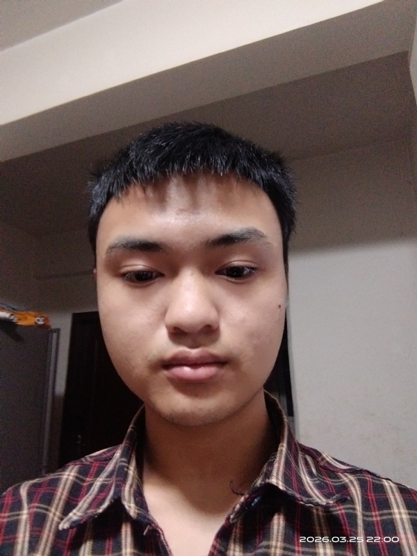 小磊的第一张照片--乌鲁木齐相亲服务中心