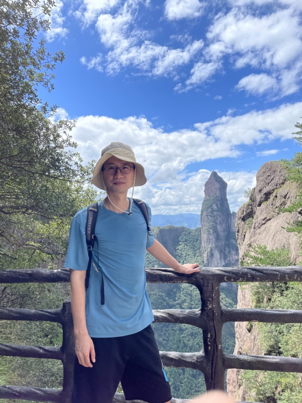 陈留的第二张照片--乌鲁木齐相亲服务中心