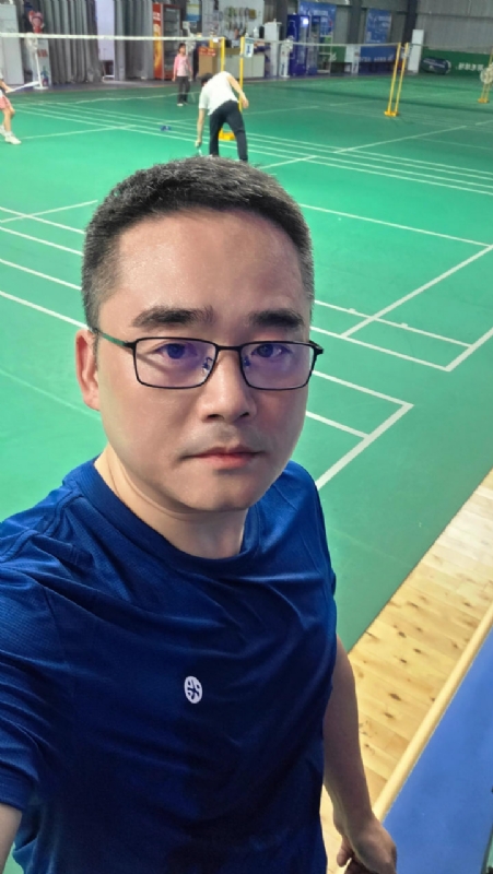 书中隐的第一张照片--乌鲁木齐相亲服务中心