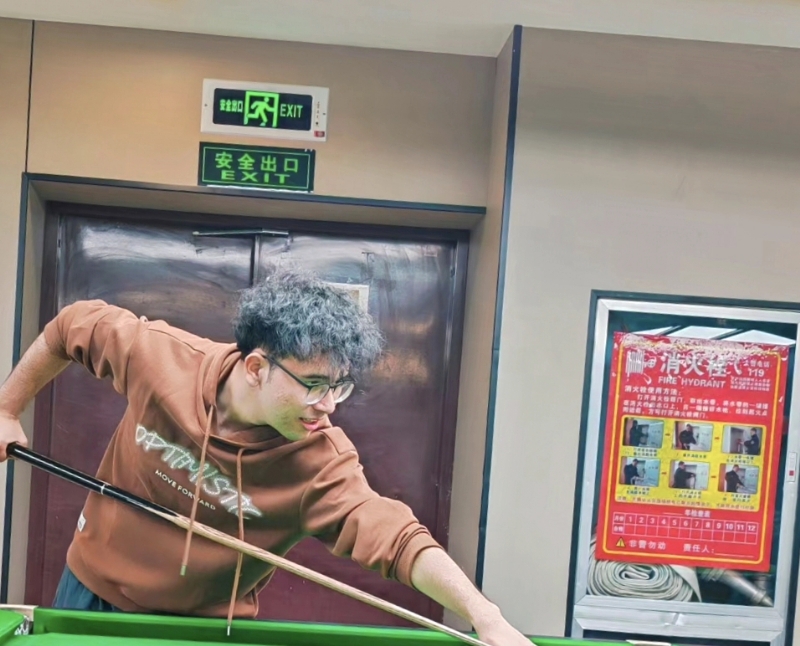 小鬼的第一张照片--乌鲁木齐相亲服务中心