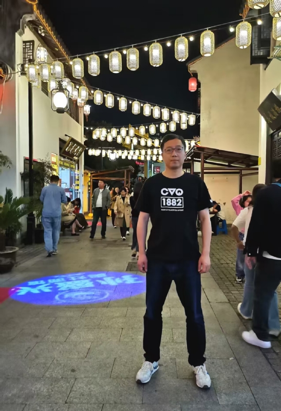 张楚岚的第一张照片--乌鲁木齐相亲服务中心