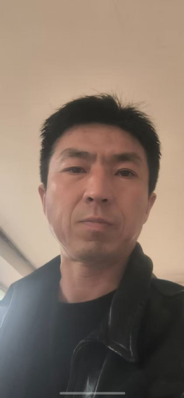 英峰的第一张照片--乌鲁木齐相亲服务中心