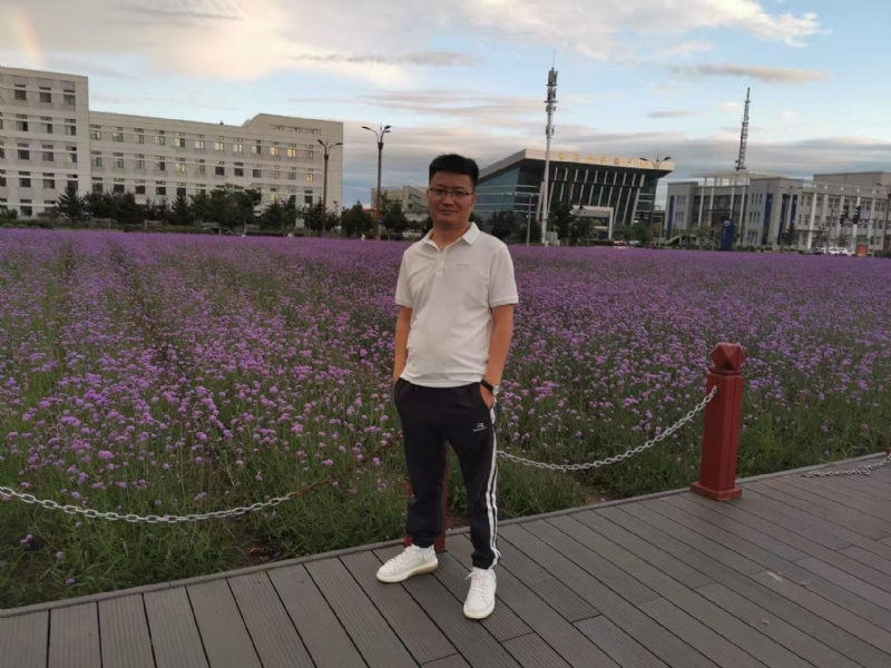 成成的第一张照片--乌鲁木齐相亲服务中心