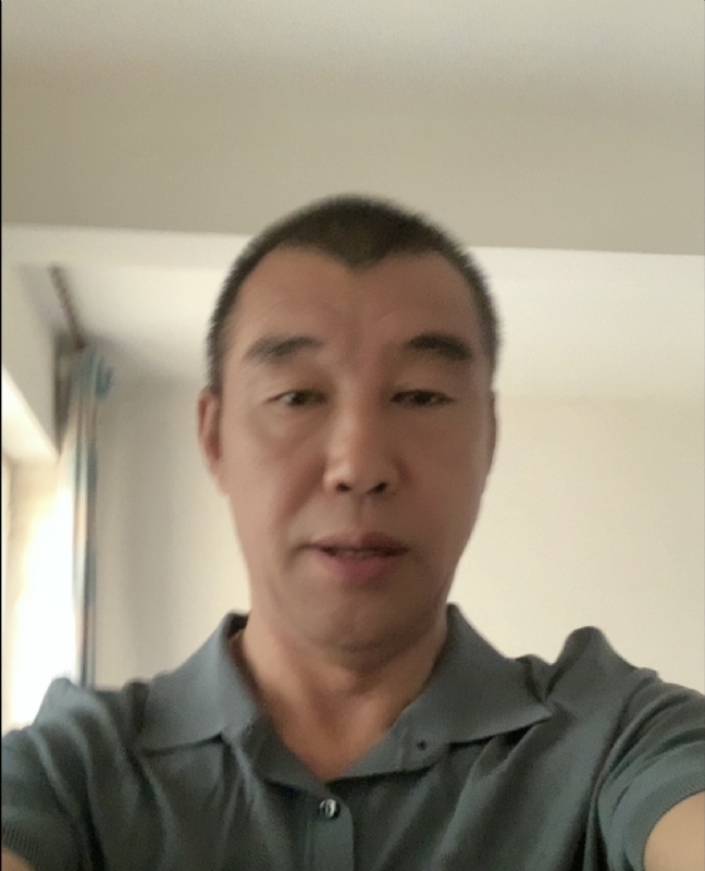 找伴侣的第一张照片--乌鲁木齐相亲服务中心